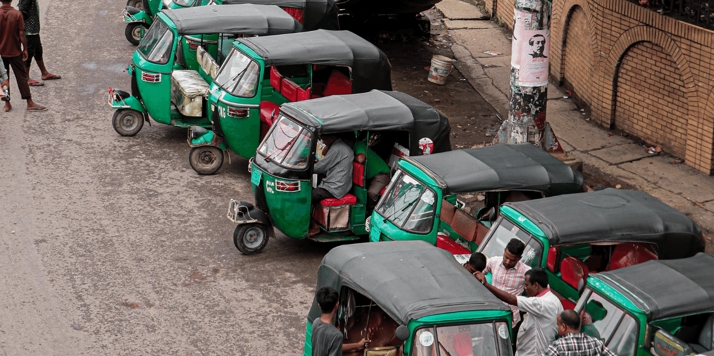 A rooftop garden helps keep rickshaw cool