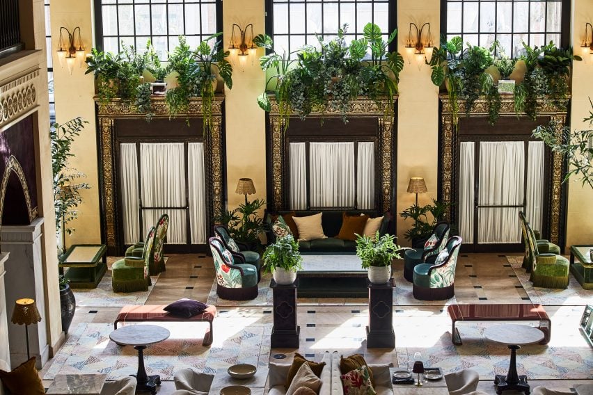 Jaqui Seerman updates interiors of LA bank building to create Hotel Per La