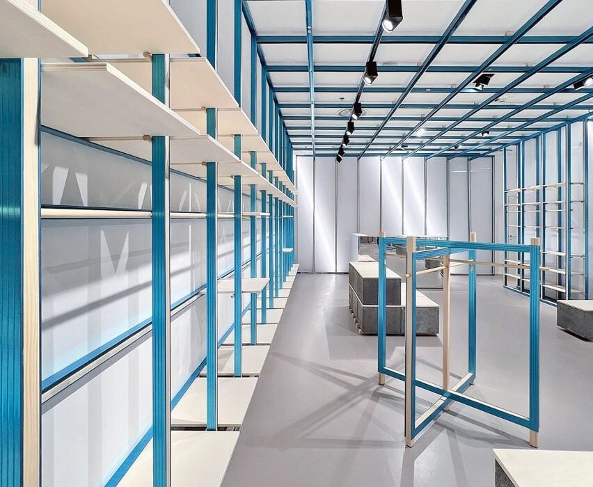 Demountable electric-blue grid engulfs On-Off store interior in Milan