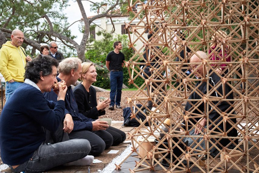 Mitsubishi Jisho Design creates food-waste teahouse in Venice