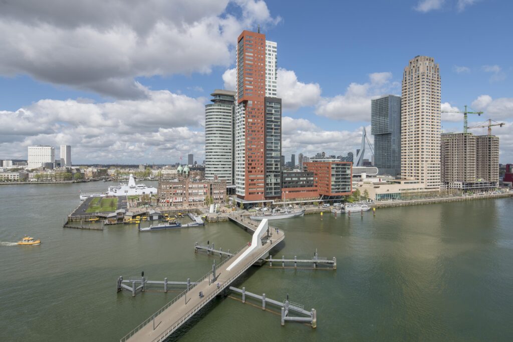 Liquid City: A Radical New Masterplan in Rotterdam Embraces the River for Resilience