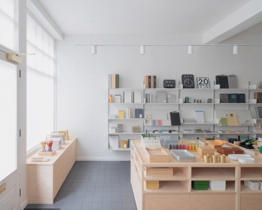 Architecture for London creates demountable interior for stationery store