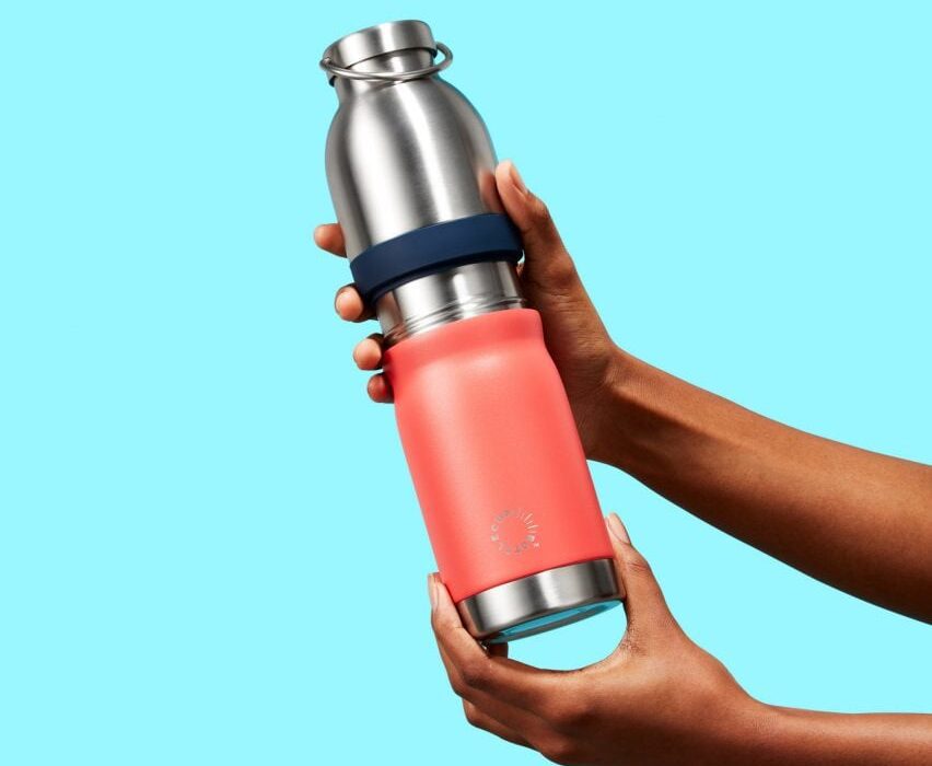 https://www.zarkongroup.com/wp-content/uploads/2023/11/Bottlecup-is-a-two-in-one-reusable-water-bottle-and-coffee-cup-852x700.jpg