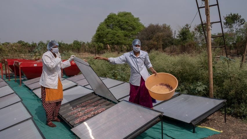 Dissolvable binder for EV batteries wins 2023 Earthshot Prize